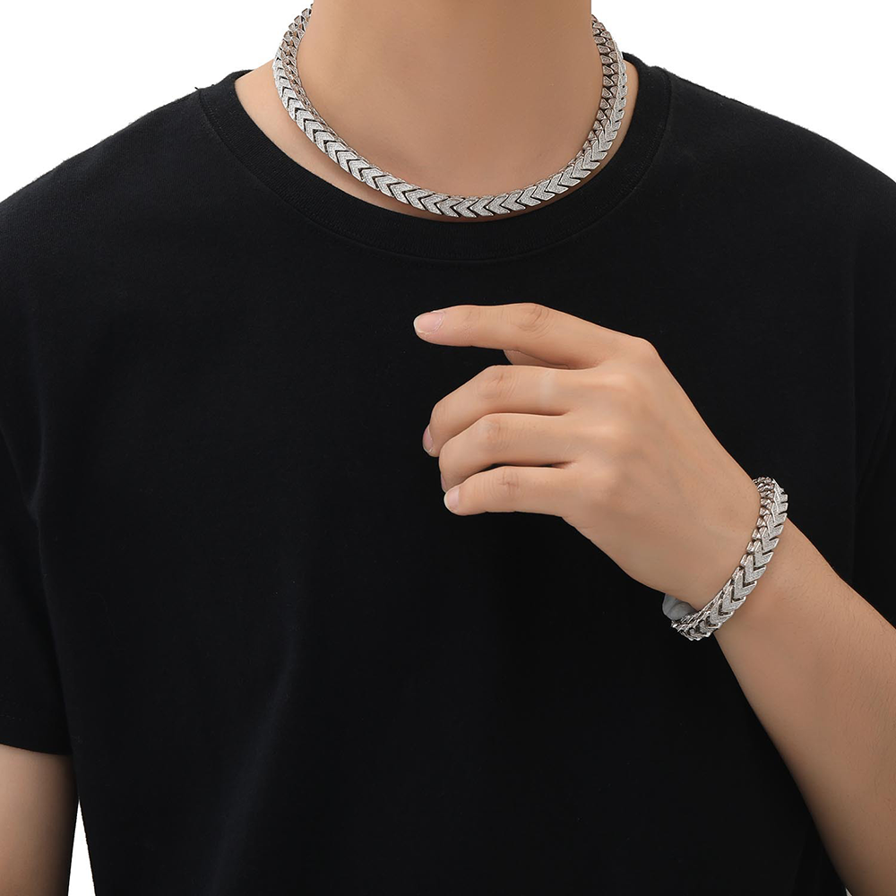 Moissanite 8mm Iced Out Cuban Link Chain
