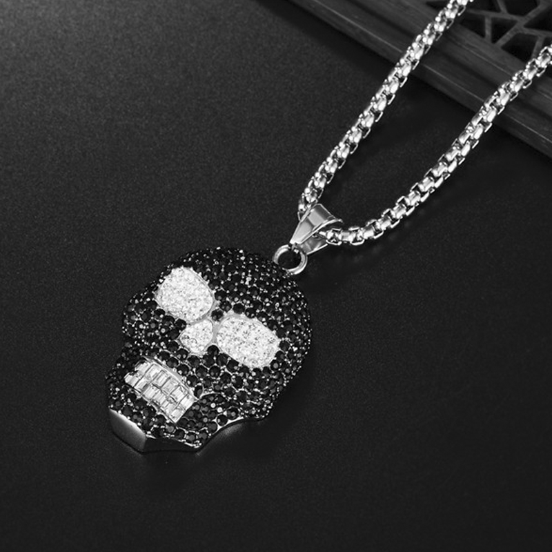 Skull Heads Pendant Black Gem Necklace Men