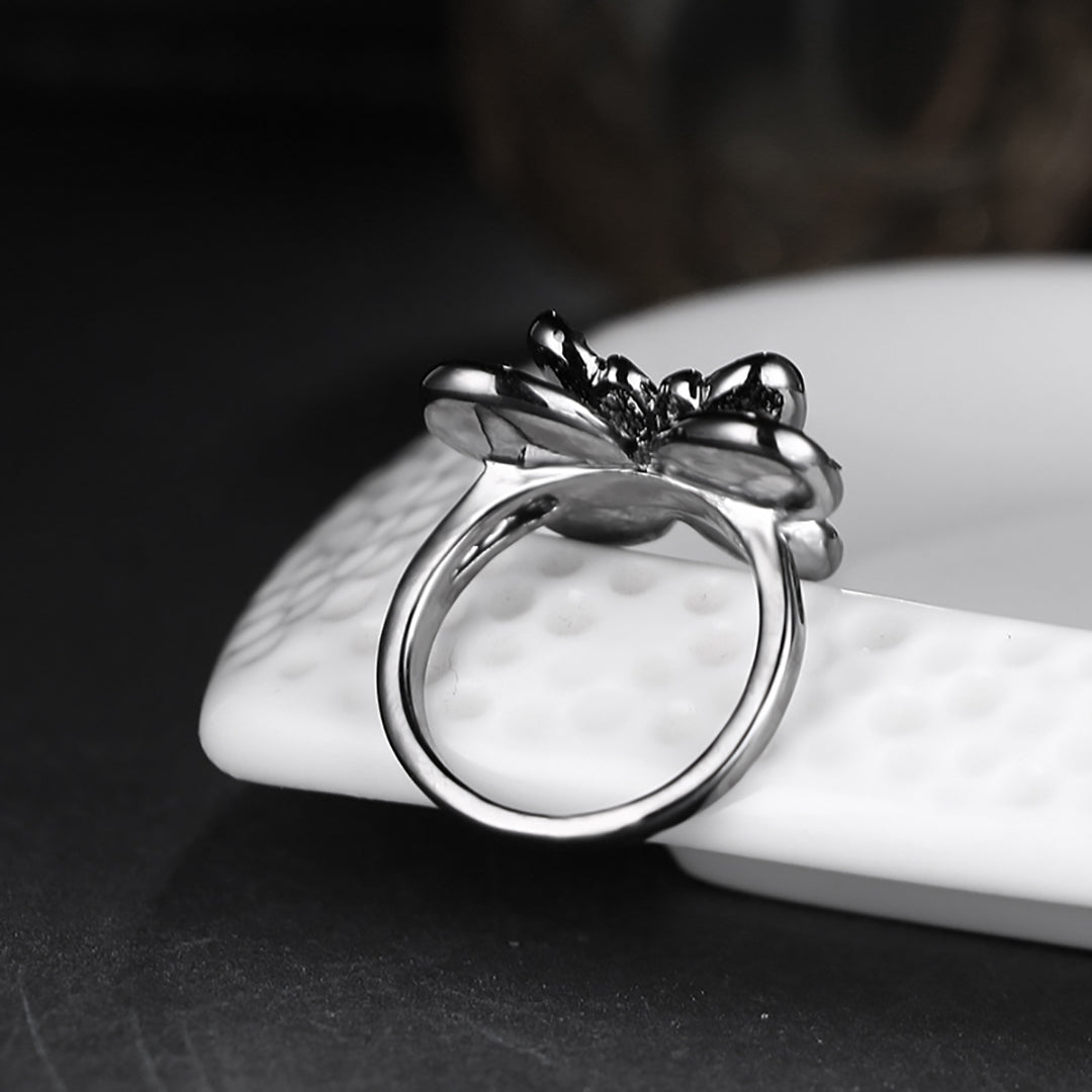 Anel de casamento gótico em forma de borboleta para mulheres com zircônia cúbica preta